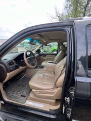 2012 GMC Yukon XL 1500 Denali - Interior Front Seat Image